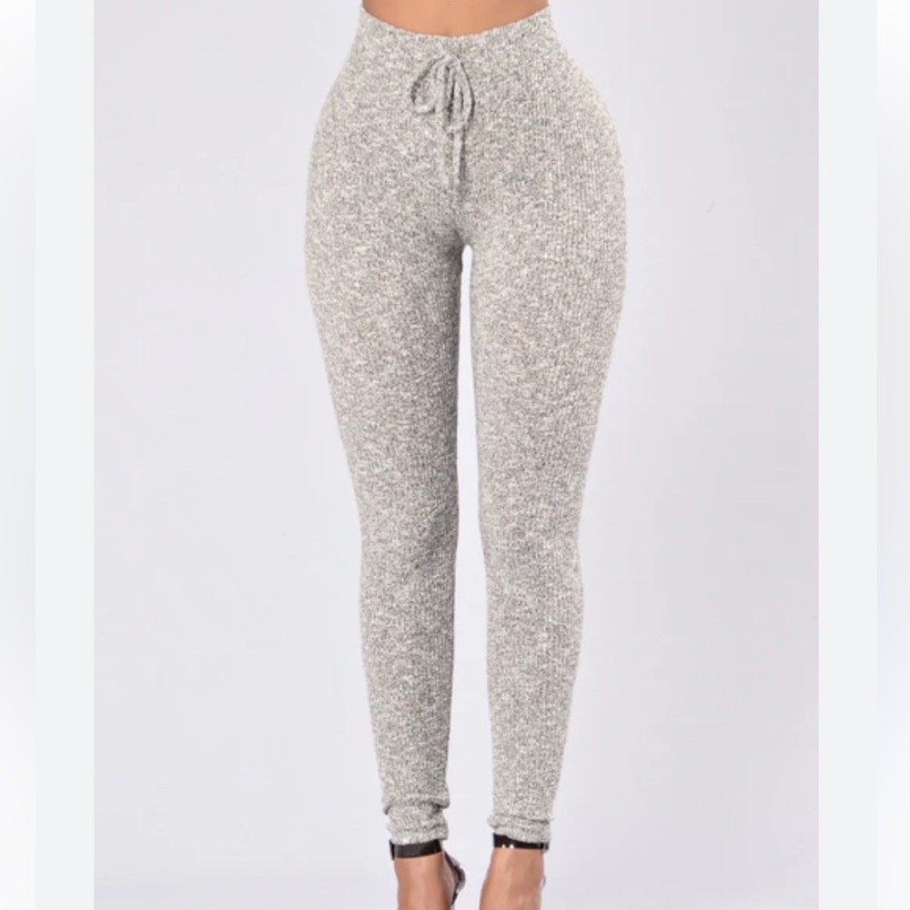 Like New Fashion Nova Wanderlust Leggings Grey small